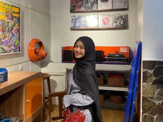 Tantangan Komunikasi Mahasiswa di Era Informasi