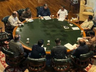 Presiden Prabowo Gelar Rapat Transformasi Industri dan Hilirisasi Energi Bersama Kabinet Merah Putih